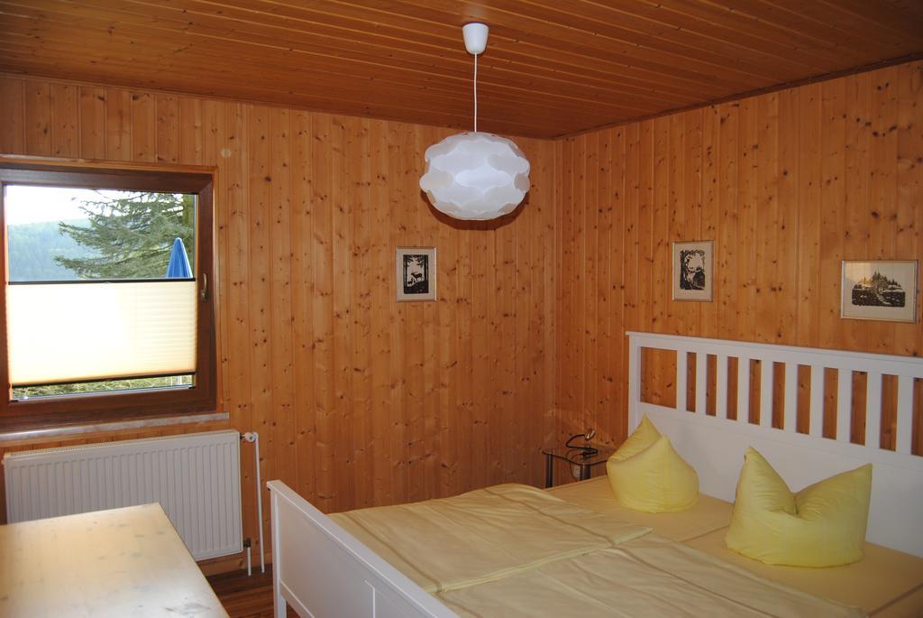 Bergpanorama Ruhla Apartment Ruang foto