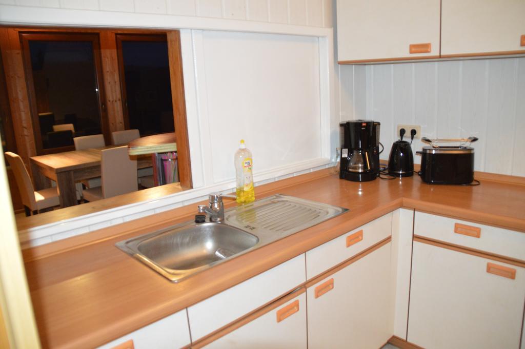 Bergpanorama Ruhla Apartment Bagian luar foto